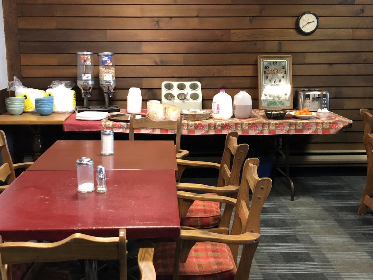 Agassiz Park Lodge - Under New Management McCreary Zewnętrze zdjęcie
